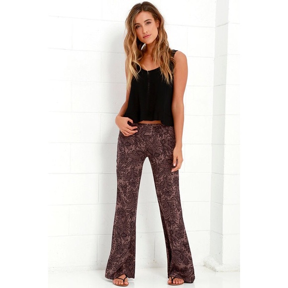 Lulu's Benny O'Neill Mauve Print Flare Pants - Picture 2 of 7